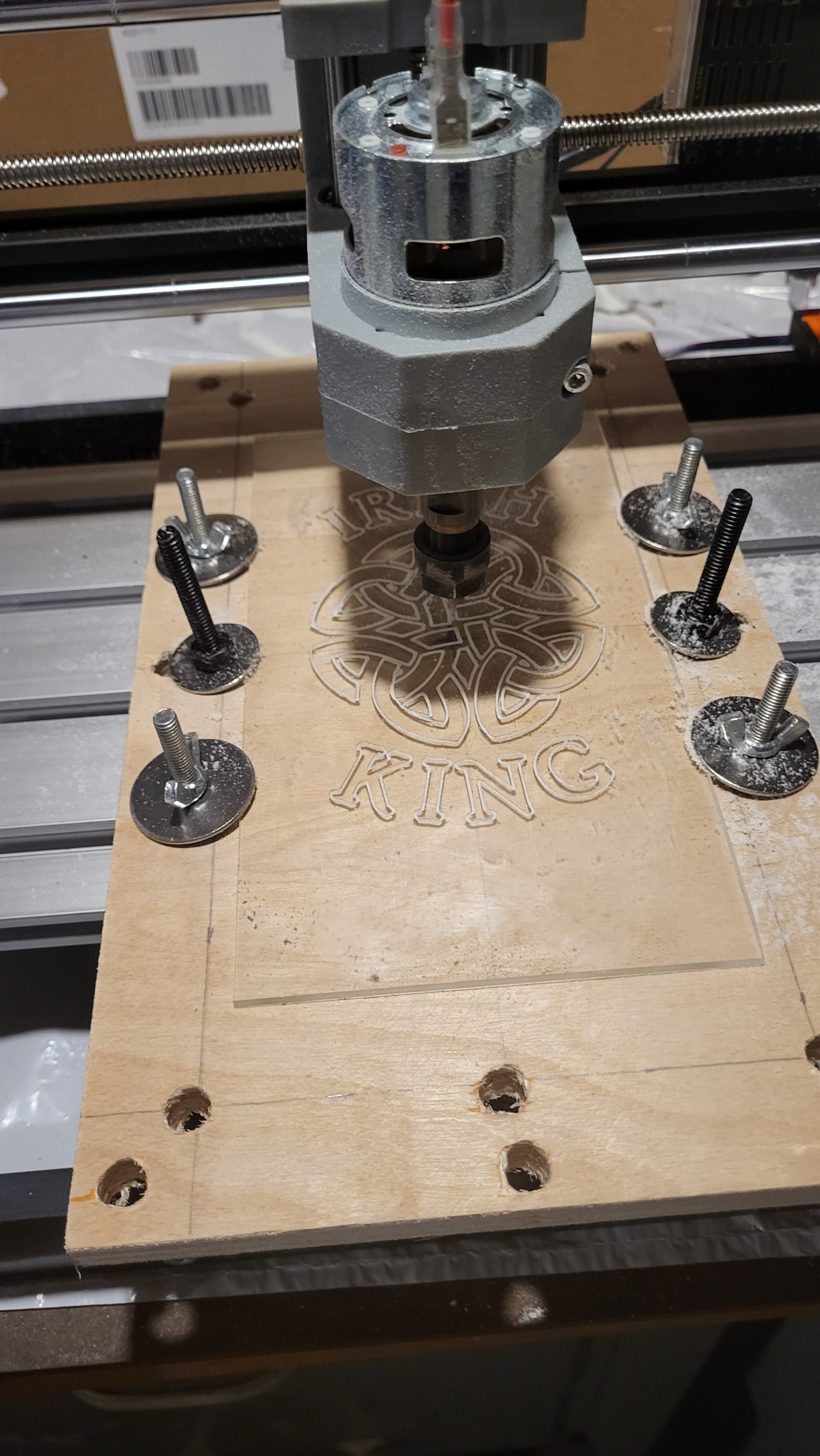 Acrylic carve design keeps changing 3018 pro Easel Pro